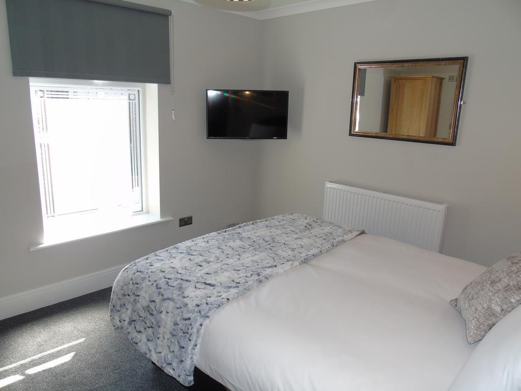Jeffersons Hotel & Serviced Apartments - The Steel Works (Adults Only) 배로우인퍼니스 외부 사진